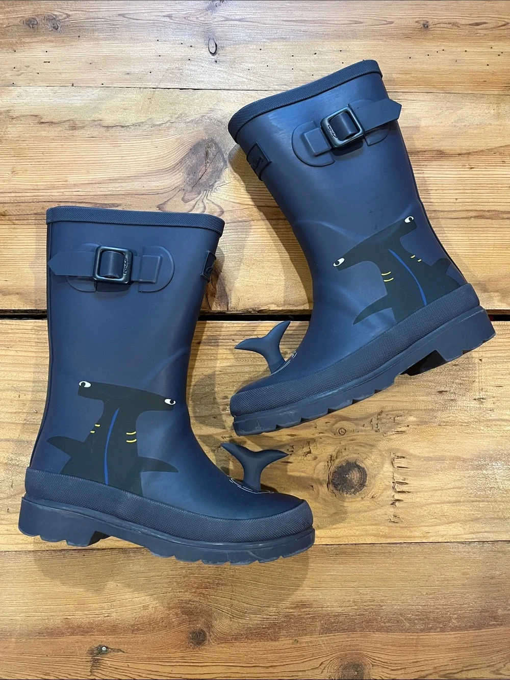 JOULES Youth 2 Navy Blue Hammer Head Shark Print 3D Rain Boots Wellies